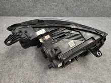 Laden Sie das Bild in den Galerie-Viewer, Frontscheinwerfer Mercedes-Benz Cls A2579062902SCZ LED Links Headlight SCH3267158869eq