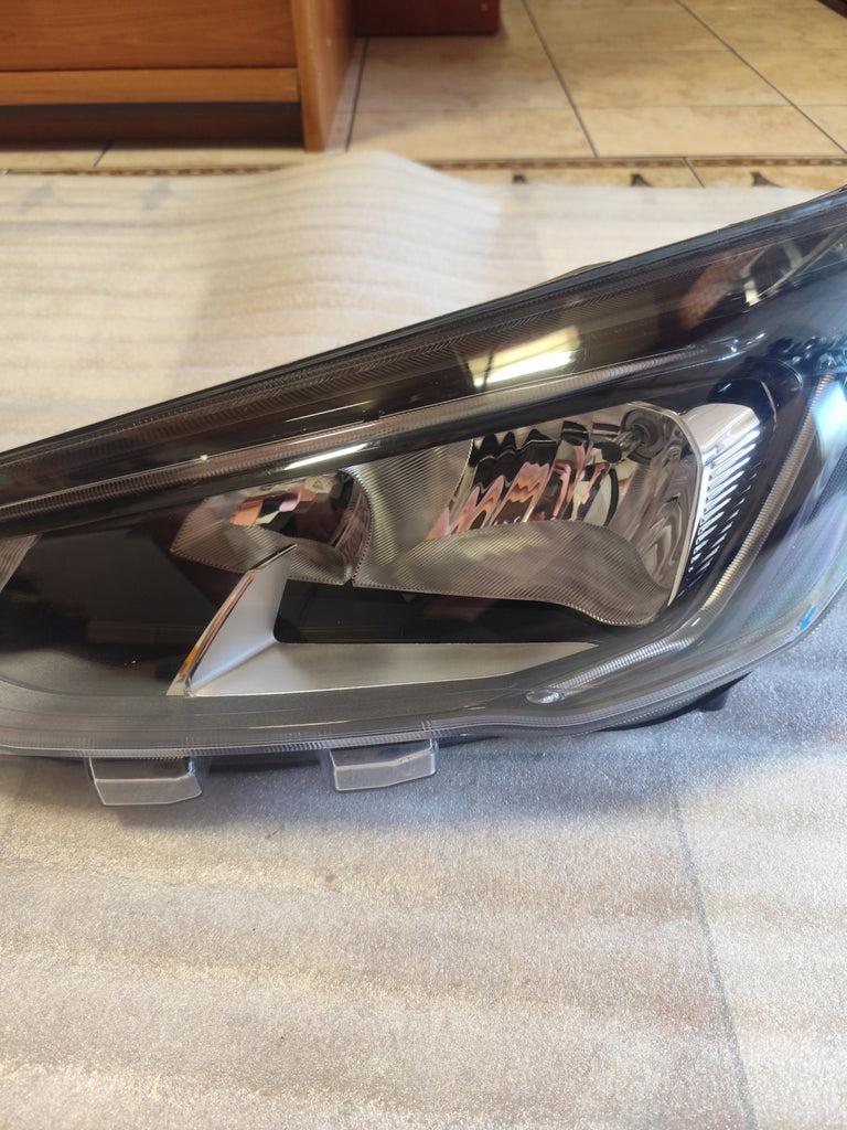 Frontscheinwerfer Ford Focus JX7B13W030CE Links Scheinwerfer Headlight SCH8949547323ge