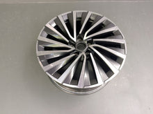 Laden Sie das Bild in den Galerie-Viewer, 1x Alufelge 18 Zoll 8.0&quot; 5x112 44ET 3P0601025F Skoda Superb Rim Wheel