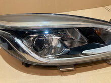 Load image into Gallery viewer, Frontscheinwerfer Ford Fiesta H1BB-13W029-CE LED Rechts Scheinwerfer Headlight