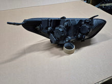 Load image into Gallery viewer, Frontscheinwerfer Hyundai I20 II 92101-4P500 Links Scheinwerfer Headlight SCH5254593077bf