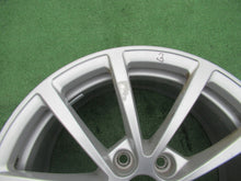 Laden Sie das Bild in den Galerie-Viewer, 1x Alufelge 17 Zoll 7.5" 5x112 36ET Glanz Silber 4K0601025 Audi A6 C8 Rim Wheel FEL1607429267mk