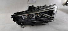 Laden Sie das Bild in den Galerie-Viewer, Frontscheinwerfer Seat Leon 5FB941007G LED Links Scheinwerfer Headlight