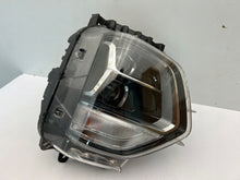 Laden Sie das Bild in den Galerie-Viewer, Frontscheinwerfer Hyundai Santa IV Fe 92102S1110 LED Rechts Headlight