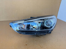 Laden Sie das Bild in den Galerie-Viewer, Frontscheinwerfer Hyundai I30 III 92101-G4XXX Links Scheinwerfer Headlight SCH3918324992mo