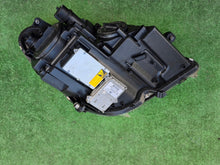 Laden Sie das Bild in den Galerie-Viewer, Frontscheinwerfer Mercedes-Benz Cls 158696-01 Bi-Xenon Links Headlight SCH8206802879zv