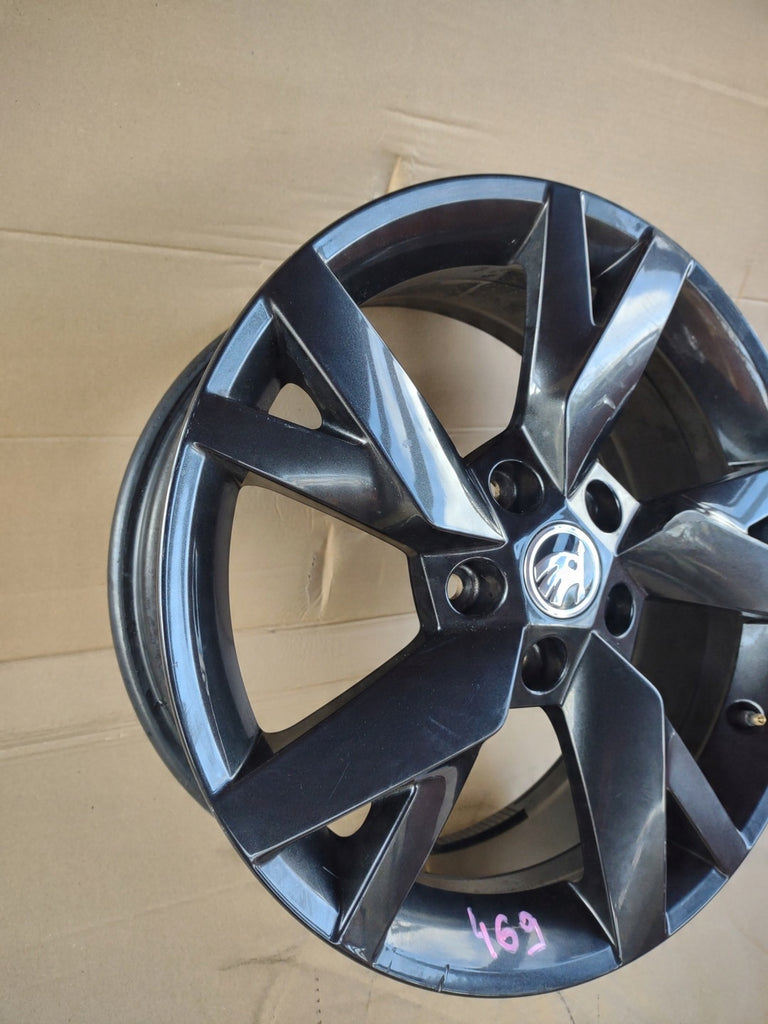 1x Alufelge 17 Zoll 6.5" 5x112 46ET 5E3601025 Skoda Octavia 5e3 Rim Wheel