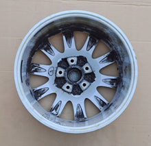 Laden Sie das Bild in den Galerie-Viewer, 1x Alufelge 18 Zoll 8.0" 5x130 53ET Glanz Silber 7P5601025 Porsche Cayenne FEL3466138874hy