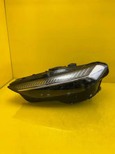 Laden Sie das Bild in den Galerie-Viewer, Frontscheinwerfer Audi A5 8B3941035AA LED Links Scheinwerfer Headlight
