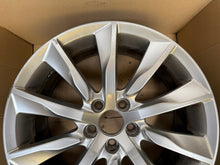 Laden Sie das Bild in den Galerie-Viewer, 1x Alufelge 18 Zoll 8.0" 5x108 42ET Glanz 31362840 Volvo S60 V60 S90 V90