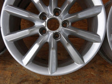 Laden Sie das Bild in den Galerie-Viewer, 4x Alufelge 17 Zoll 7.0" 5x112 8U0601025S Audi Q3 Rim Wheel FEL3712102316qx