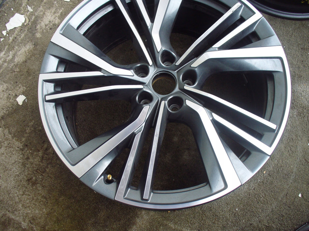 1x Alufelge 20 Zoll 9.0" 5x112 42ET Glanz Schwarz 5LA601025AD Skoda Enyaq FEL5688049392tg
