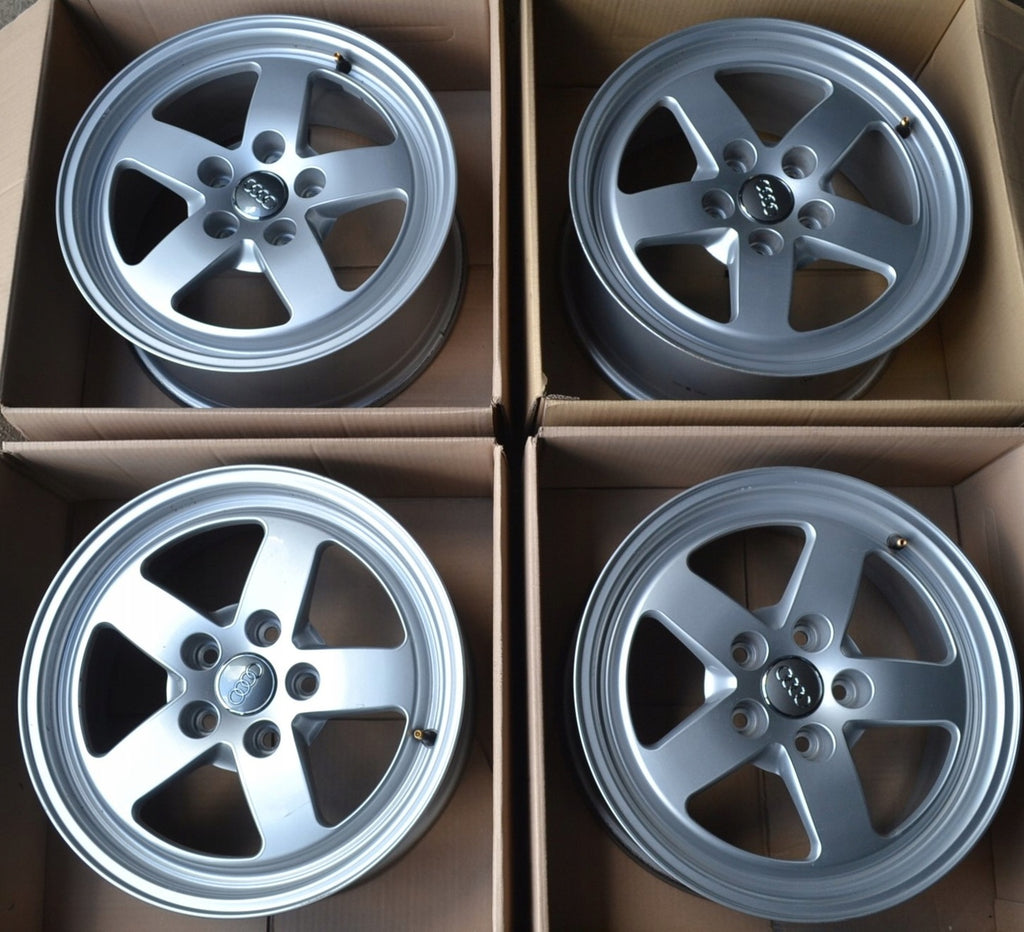 4x Alufelge 16 Zoll 7.0" 5x112 35ET Glanz Silber 8W0601025 Audi A6 A4 Rim Wheel