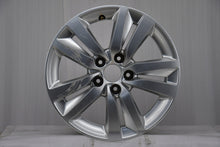 Load image into Gallery viewer, 1x Alufelge 16 Zoll 7.0" 5x108 44ET Glanz Silber 9677989577 Peugeot Ii Rim Wheel FEL5157901385xw