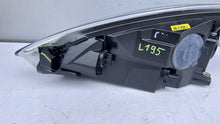 Laden Sie das Bild in den Galerie-Viewer, Frontscheinwerfer Ford Fiesta I L1BB-13100-CH Rechts Scheinwerfer Headlight SCH4882741291pj