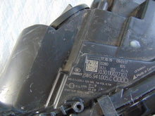 Laden Sie das Bild in den Galerie-Viewer, Frontscheinwerfer Audi A3 8W6941005C Xenon Links Scheinwerfer Headlight