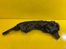Laden Sie das Bild in den Galerie-Viewer, Frontscheinwerfer Hyundai Bayon 92208Q0500 LED Rechts Scheinwerfer Headlight SCH3538934641hz