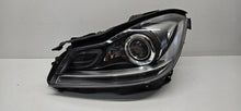 Laden Sie das Bild in den Galerie-Viewer, Frontscheinwerfer Mercedes-Benz A2048204339 Xenon Links Scheinwerfer Headlight