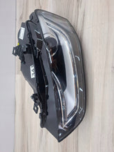 Laden Sie das Bild in den Galerie-Viewer, Frontscheinwerfer Audi A4 8K0941005C LE10B6235 Links Scheinwerfer Headlight SCH2765475710md