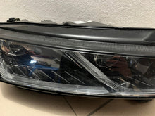 Laden Sie das Bild in den Galerie-Viewer, Frontscheinwerfer Skoda Octavia IV 992941572CJ Rechts Scheinwerfer Headlight SCH9354625350zi