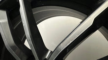 Laden Sie das Bild in den Galerie-Viewer, 1x Alufelge 18 Zoll 8.0&quot; 5x112 30ET Glanz Graphit 8093915 BMW 1 Mg Rim Wheel