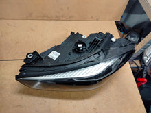 Laden Sie das Bild in den Galerie-Viewer, Frontscheinwerfer BMW 8 G16 G14 G15 5A27A25 8739584 Full LED Ein Satz Headlight SCH6671401868zo