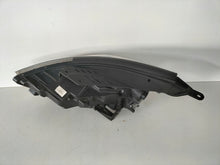 Laden Sie das Bild in den Galerie-Viewer, Frontscheinwerfer Hyundai I30 III 92102-G4100 G4921-21060 LED Rechts Headlight