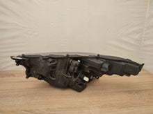 Load image into Gallery viewer, Frontscheinwerfer Toyota Yaris LED Rechts Scheinwerfer Headlight