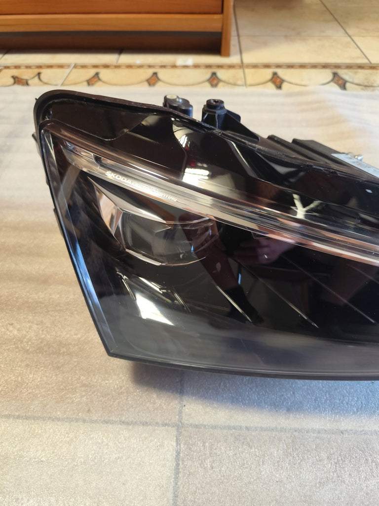 Frontscheinwerfer Skoda Scala 657941016A Full LED Rechts Scheinwerfer Headlight SCH8586008677ig