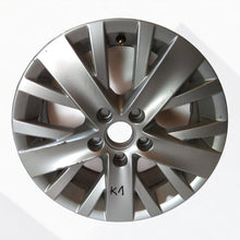 Load image into Gallery viewer, 1x Alufelge 16 Zoll 6.5&quot; 5x112 50ET Silber 5C0601025AE Vw Rim Wheel