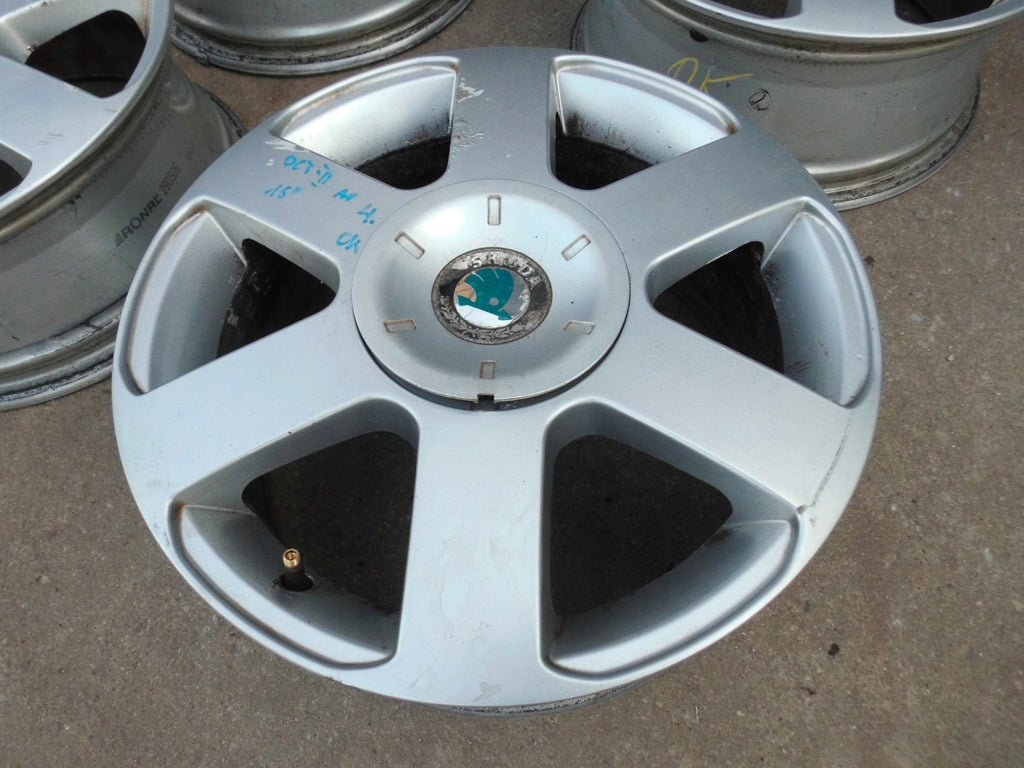 4x Alufelge 16 Zoll 6.5" 5x112 50ET 1Z0601025B Skoda Superb Octavia Ii Rim Wheel FEL6684901713hh
