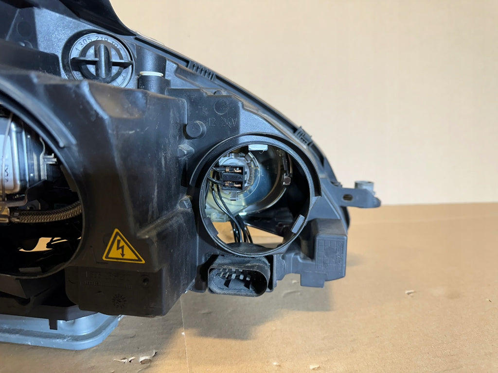 Frontscheinwerfer Mercedes-Benz W204 A2048202959 Bi-Xenon Links Headlight