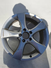 Load image into Gallery viewer, 1x Alufelge 17 Zoll 7.5&quot; 5x112 52 5ET Glanz Silber A2464010502 Mercedes-Benz