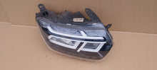 Laden Sie das Bild in den Galerie-Viewer, Frontscheinwerfer Dacia Duster 260106194R Full LED Rechts Scheinwerfer Headlight SCH9342795647eq