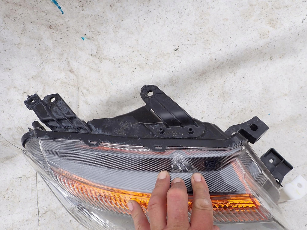 Frontscheinwerfer Ford Ranger 8899958585 Rechts Scheinwerfer Headlight