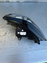 Laden Sie das Bild in den Galerie-Viewer, Frontscheinwerfer BMW X1 5A9A22701 Links Scheinwerfer Headlight SCH7585261263is