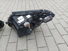 Laden Sie das Bild in den Galerie-Viewer, Frontscheinwerfer Mercedes-Benz W205 A2059062704 LED Rechts oder Links SCH3433168177ht