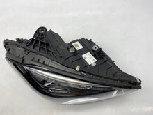 Laden Sie das Bild in den Galerie-Viewer, Frontscheinwerfer Mercedes-Benz W206 A2069066204 LED Rechts Headlight SCH2313764165mj