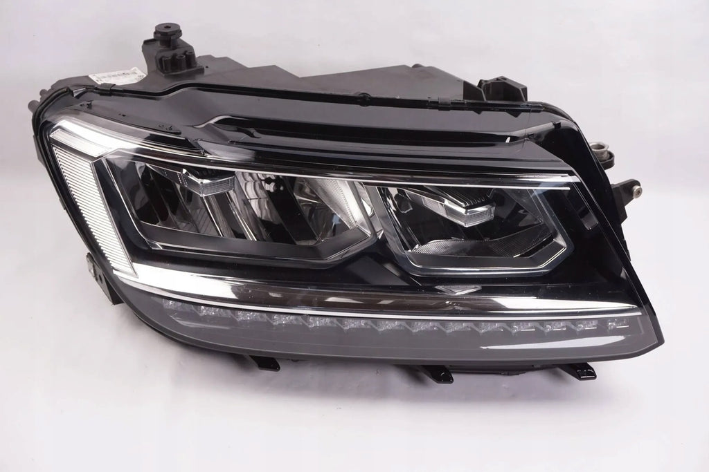 Frontscheinwerfer VW Tiguan 5NB941036D 0301101232 LED Rechts Headlight