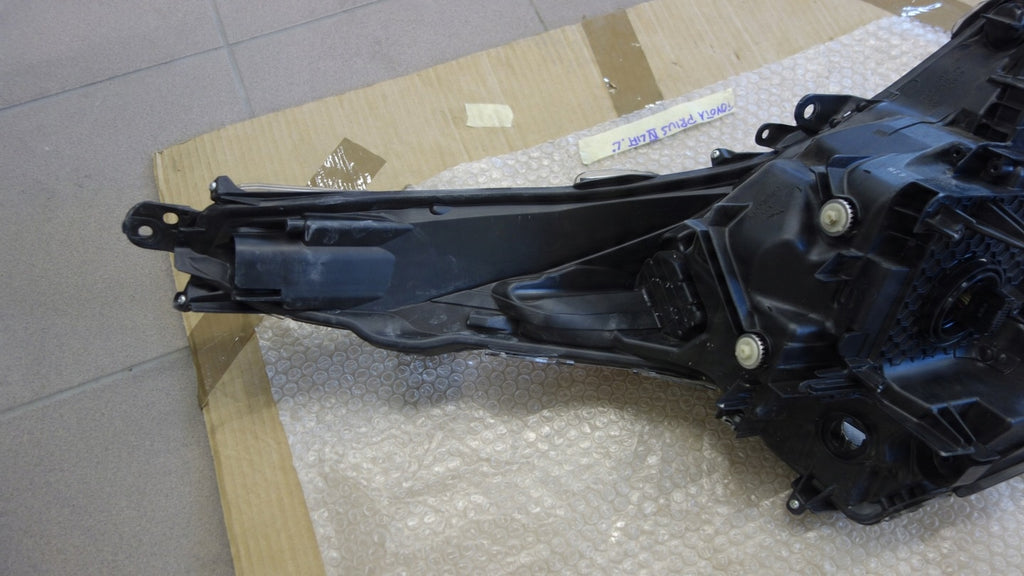 Frontscheinwerfer Toyota Prius 8118547701 Full LED Ein Stück (Rechts oder Links)