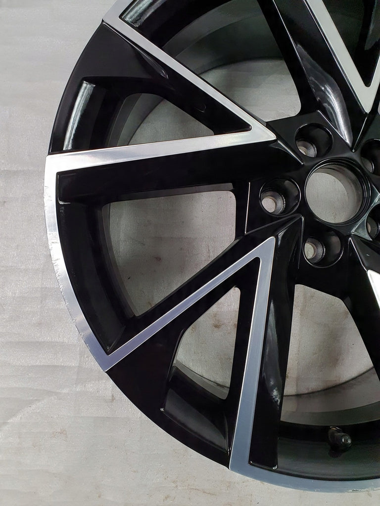 1x Alufelge 18 Zoll 7.0" 5x112 39ET 657601025G 657601025A Skoda Scala Kamiq