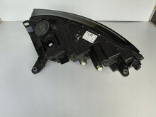 Laden Sie das Bild in den Galerie-Viewer, Frontscheinwerfer Skoda Enyaq 5LB941016 Full LED Rechts Scheinwerfer Headlight SCH2926293702fs