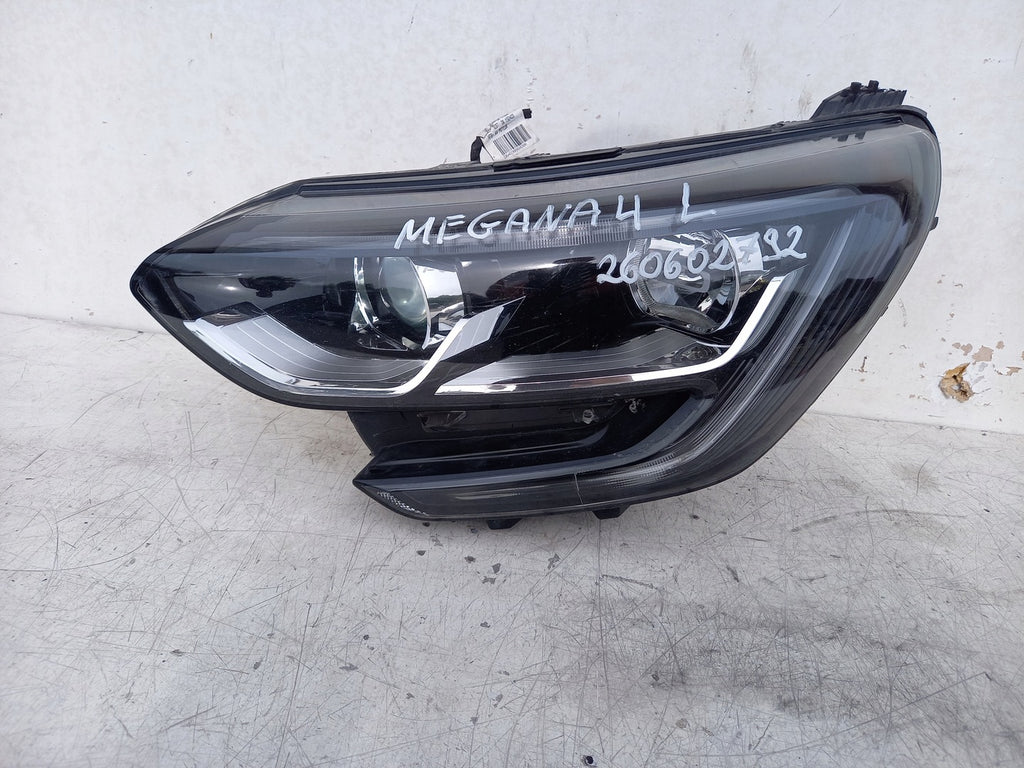 Frontscheinwerfer Renault Megane IV 260602792R Links Scheinwerfer Headlight