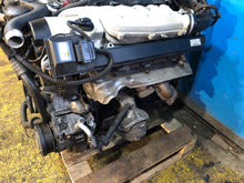 Load image into Gallery viewer, Motor Mercedes-Benz W220 137970 5.8 367PS 270kW 166TKm Benzin Engine Unkomplett