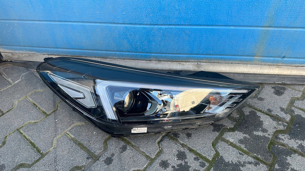 Frontscheinwerfer Hyundai Tucson D7921-11A20 Rechts Scheinwerfer Headlight