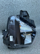 Load image into Gallery viewer, Frontscheinwerfer Hyundai Tucson N792112010 Links Scheinwerfer Headlight SCH7316699514gf