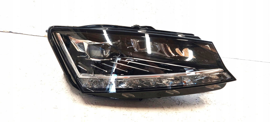 Frontscheinwerfer Skoda Fabia III 6V1941016F Rechts Scheinwerfer Headlight SCH6447113283qi