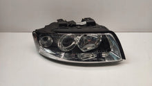 Laden Sie das Bild in den Galerie-Viewer, Frontscheinwerfer Audi A4 B6 8E0941030 89305785 Xenon Rechts Headlight