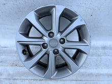 Laden Sie das Bild in den Galerie-Viewer, 1x Alufelge 15 Zoll 6.0&quot; 4x100 46ET Glanz Schwarz 52910-H8400 Kia Rio Rim Wheel