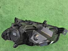 Load image into Gallery viewer, Frontscheinwerfer Mercedes-Benz W166 710815071002 Rechts Scheinwerfer Headlight